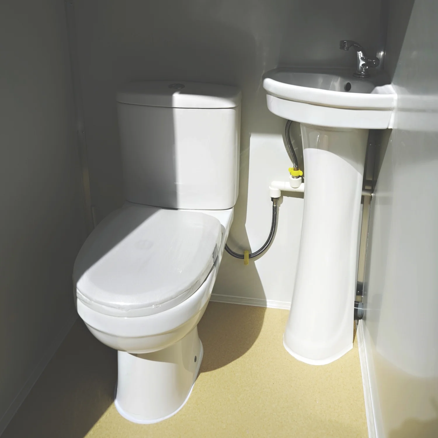 2 Private Toilet Stalls Portable Restroom - Image 20