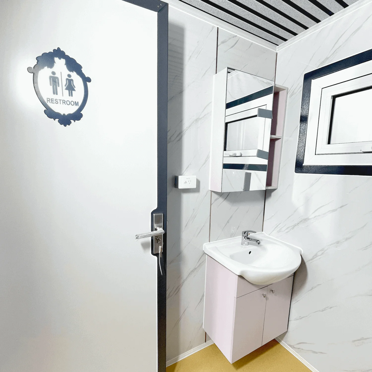 Portable Toilet with Fan-shaped Door Shower - Image 13