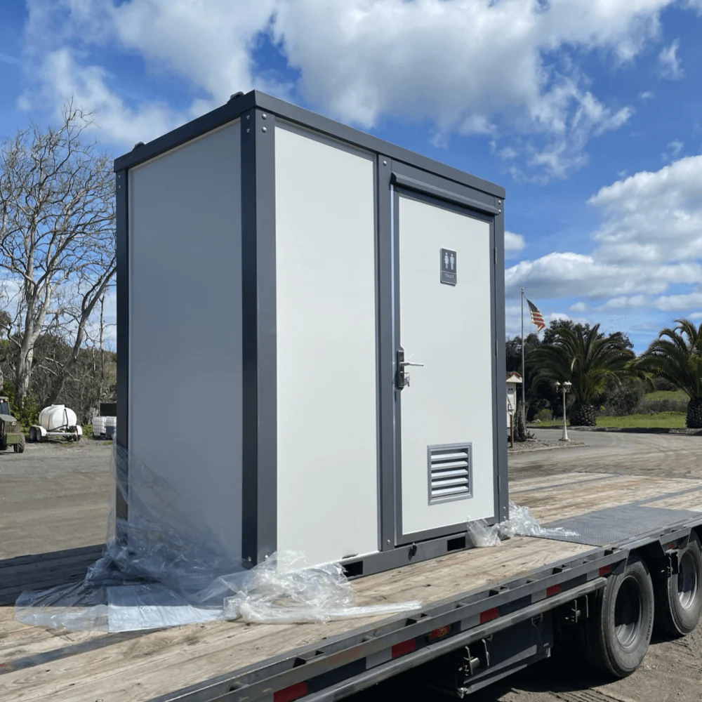 Portable Toilet with Shower Curtain Style - Image 15