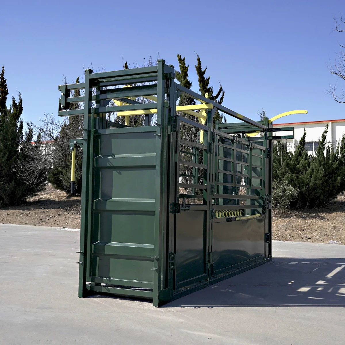 Cattle Work Chute Manual Headgate - Image 10