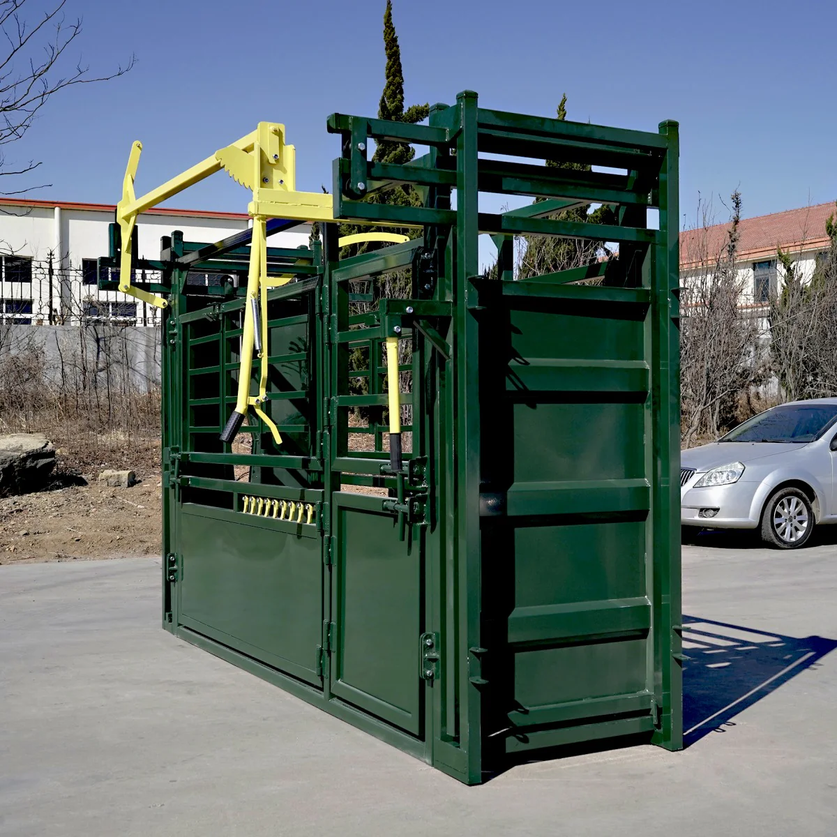 Cattle Work Chute Manual Headgate - Image 5
