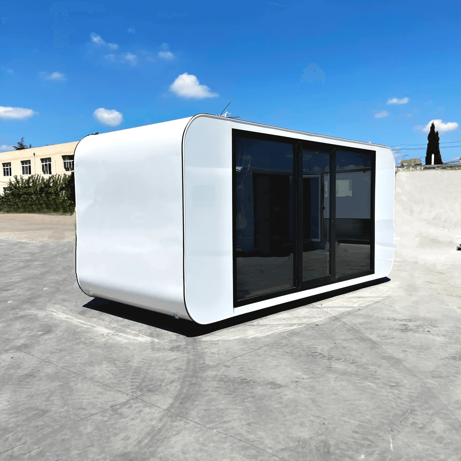 Outdoor Living and Working Tiny House 16ft - Image 3