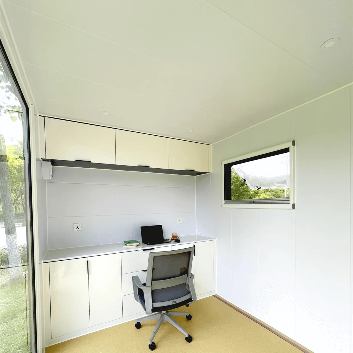 Outdoor Living and Working Tiny House 20ft - Image 7